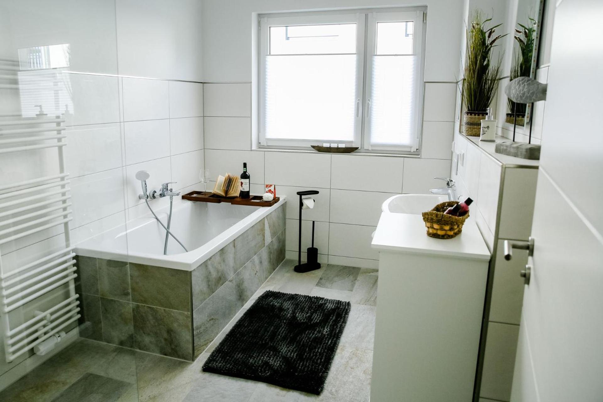 Apartmenthaus Windland Pouch Eksteriør bilde